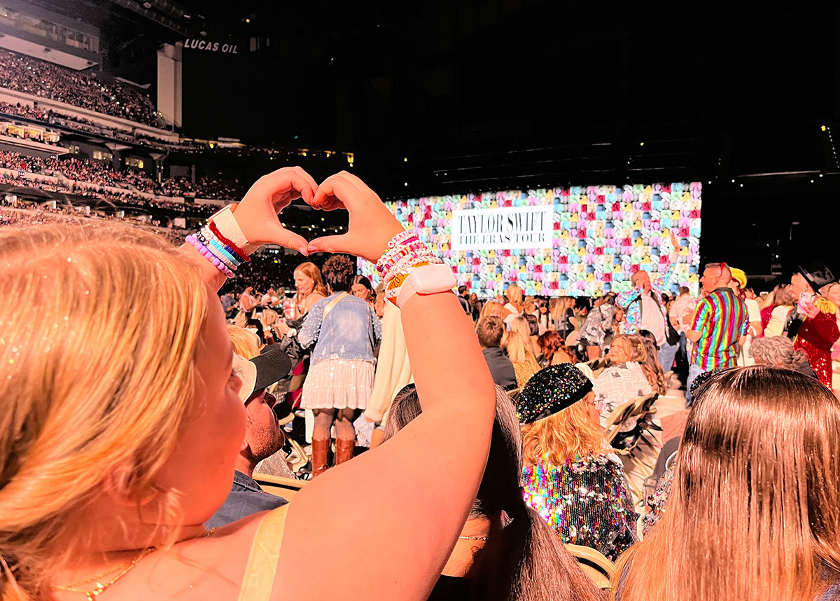 Ivy gets to see Taylor Swift in concert!